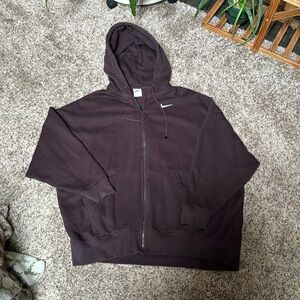 Good Looking 👀 rich brown Nike S women’s hoodie high low